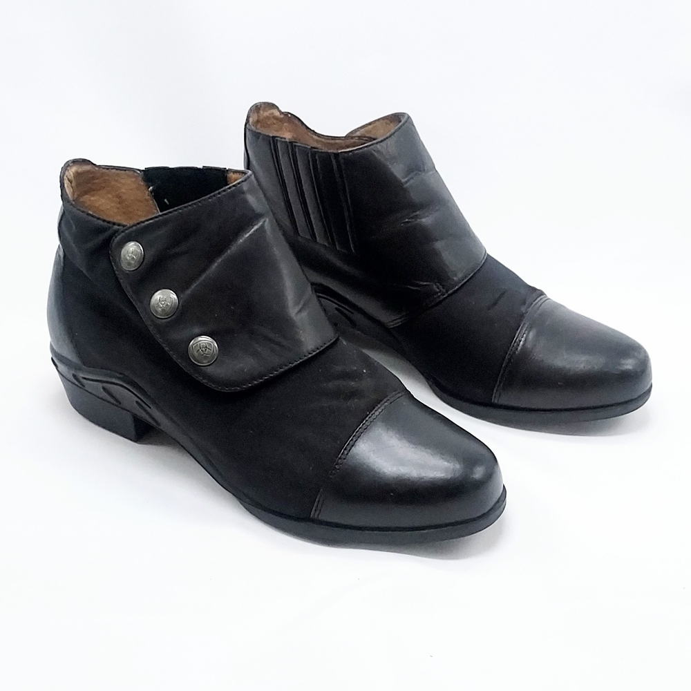 Ariat 7.5 black mixed material snap ankle boots
